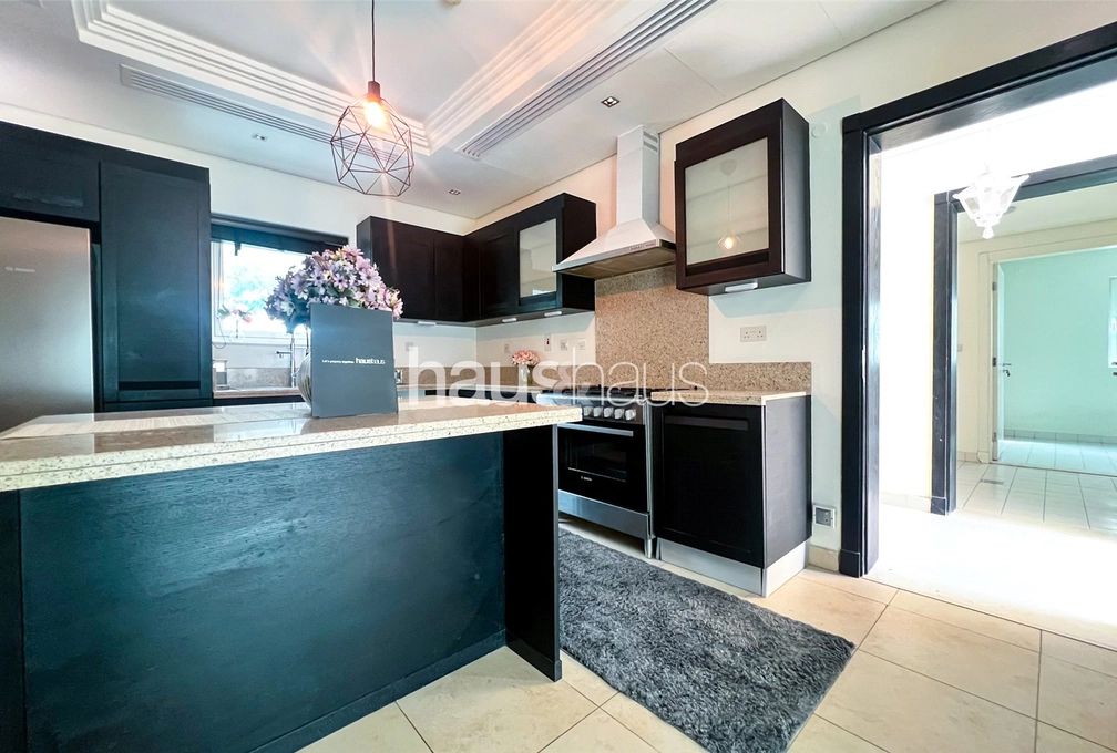 4 bedroom villa to rent - haus & haus