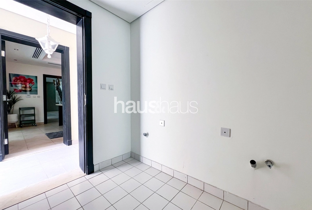 4 bedroom villa to rent - haus & haus