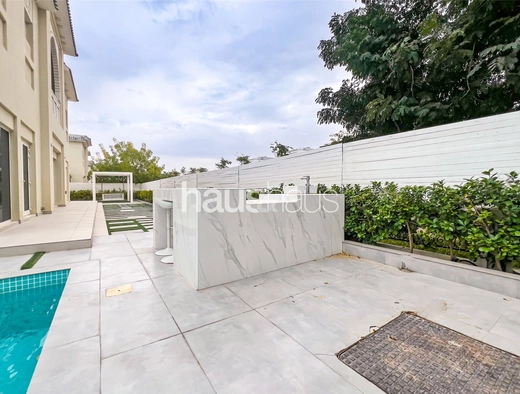4 bedroom villa to rent - haus & haus