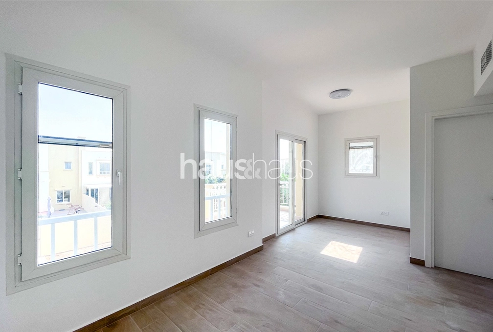 2 bedroom villa to rent - haus & haus