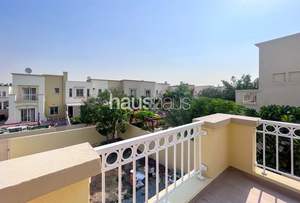 2 bedroom villa to rent - haus & haus