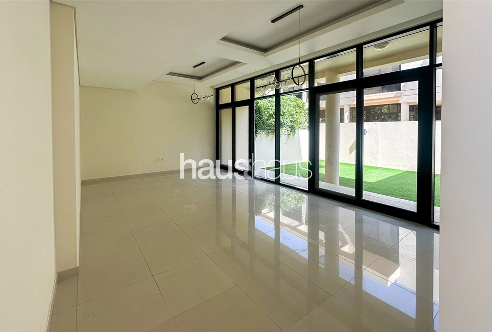 mobile-banner - Haus and Haus