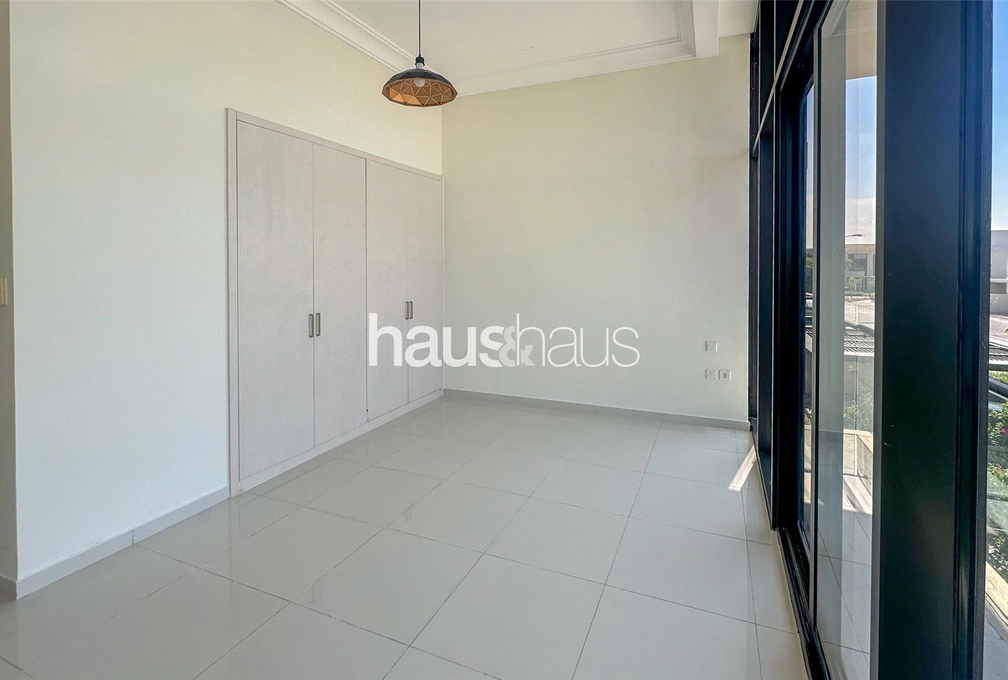 mobile-banner - Haus and Haus