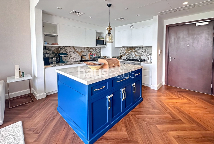 3 bedroom apartment to rent - haus & haus