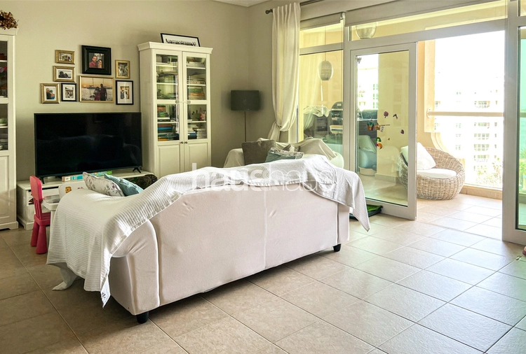 2 bedroom apartment to rent - haus & haus