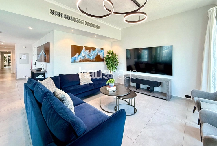 4 bedroom apartment to rent - haus & haus