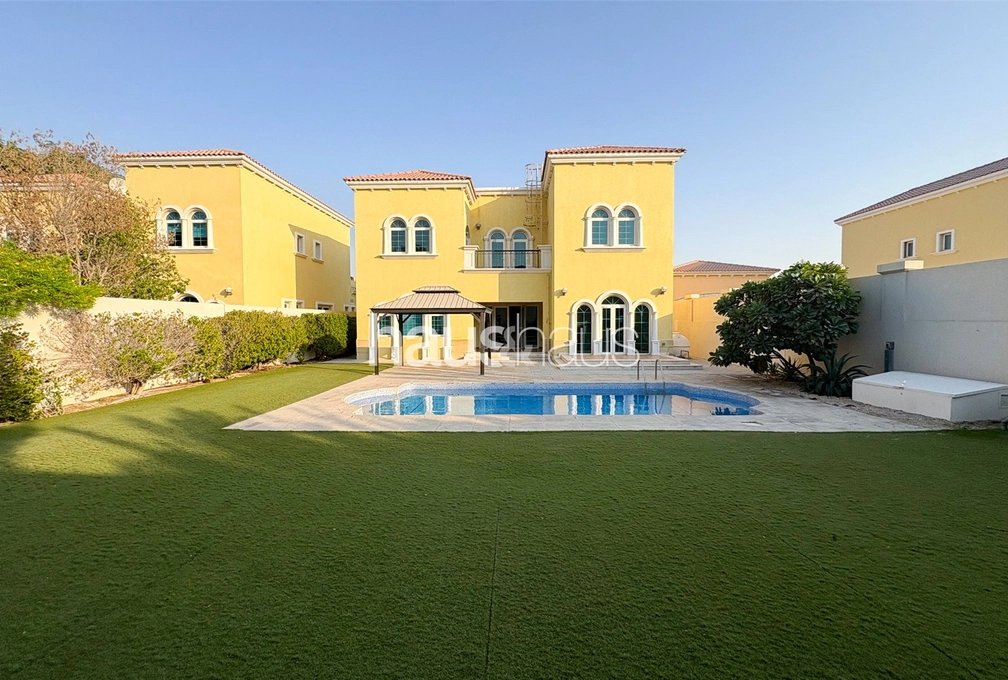 3 bedroom villa to rent - haus & haus