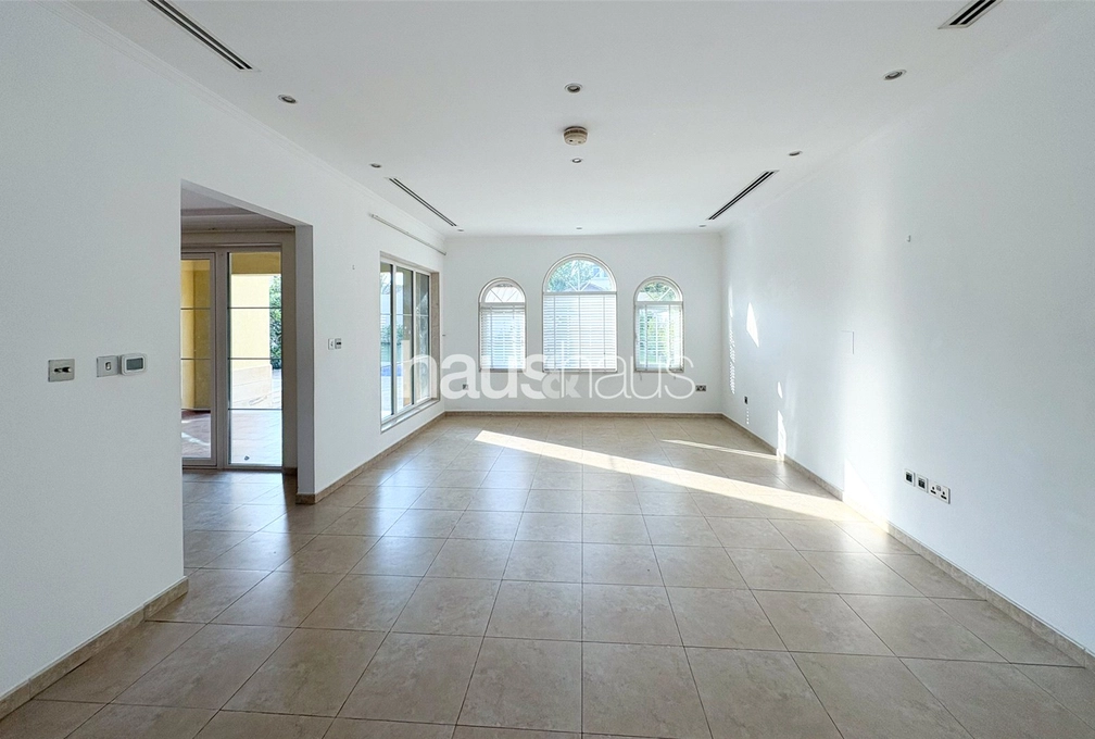 3 bedroom villa to rent - haus & haus