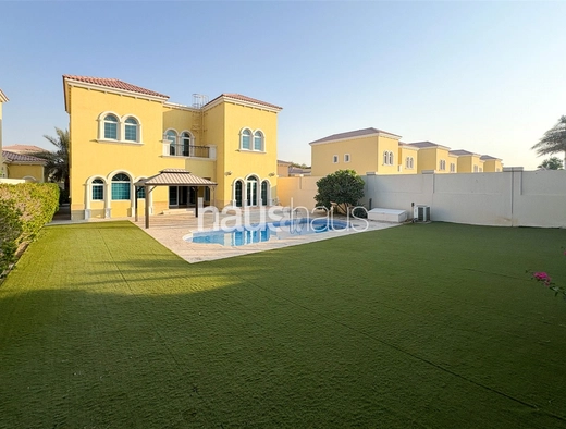 3 bedroom villa to rent - haus & haus