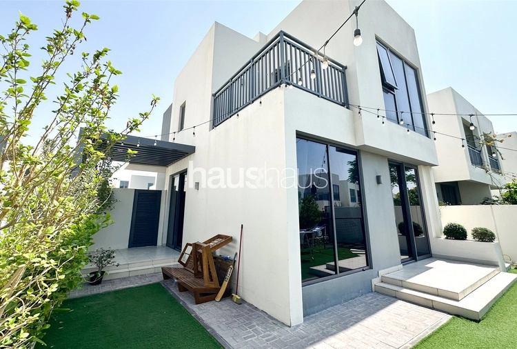 4 bedroom villa to rent - haus & haus