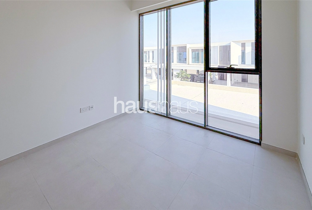 3 bedroom townhouse to rent - haus & haus