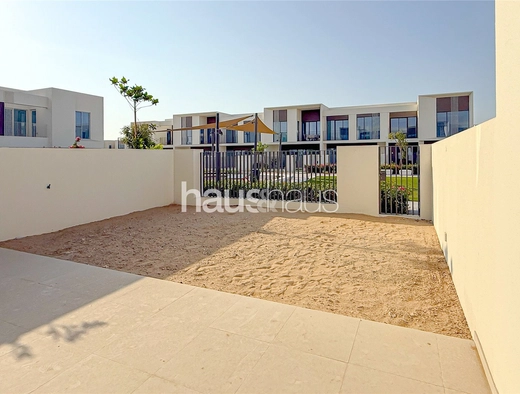 3 bedroom townhouse to rent - haus & haus
