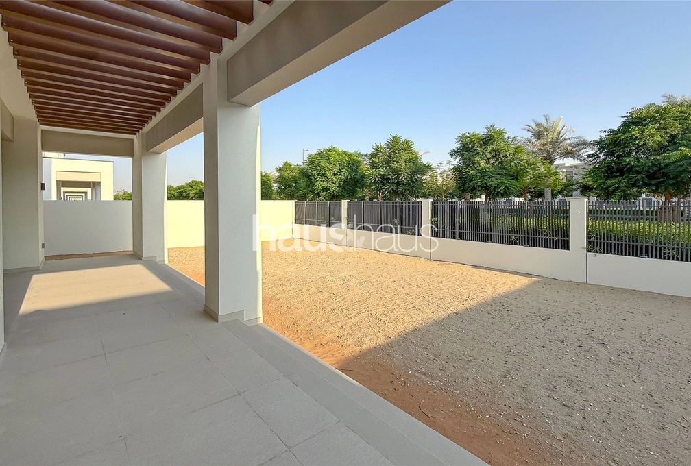 4 bedroom villa to rent - haus & haus