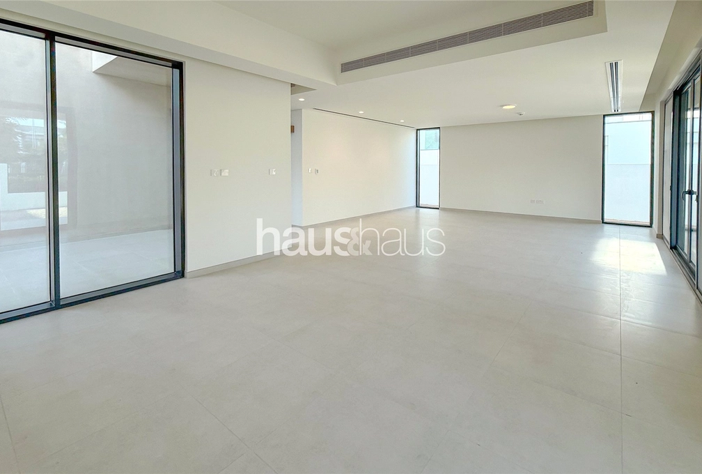 4 bedroom villa to rent - haus & haus