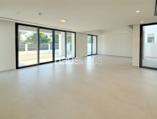 4 bedroom villa to rent - haus & haus