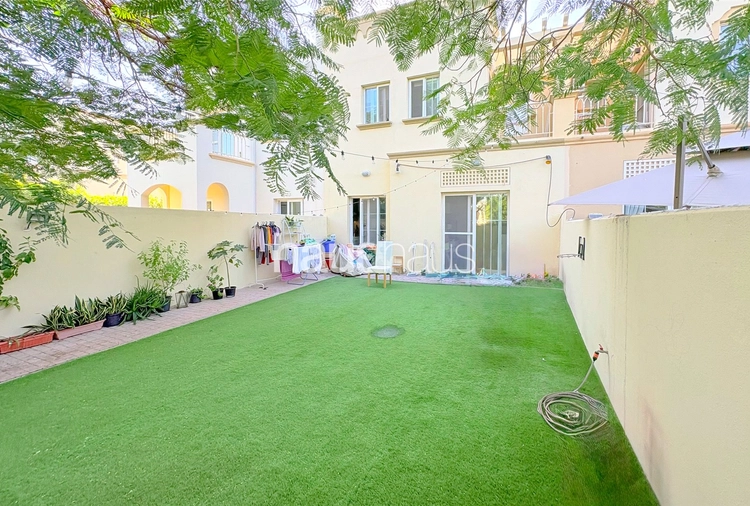 2 bedroom villa to rent - haus & haus