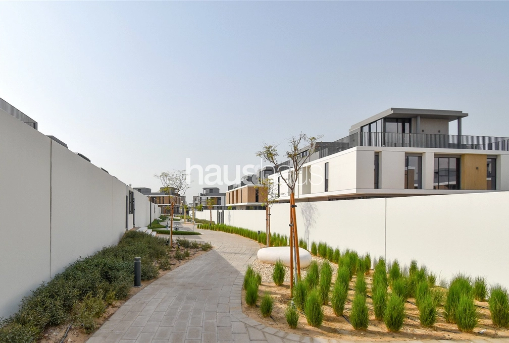 4 bedroom villa to rent - haus & haus