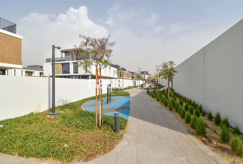 4 bedroom villa to rent - haus & haus