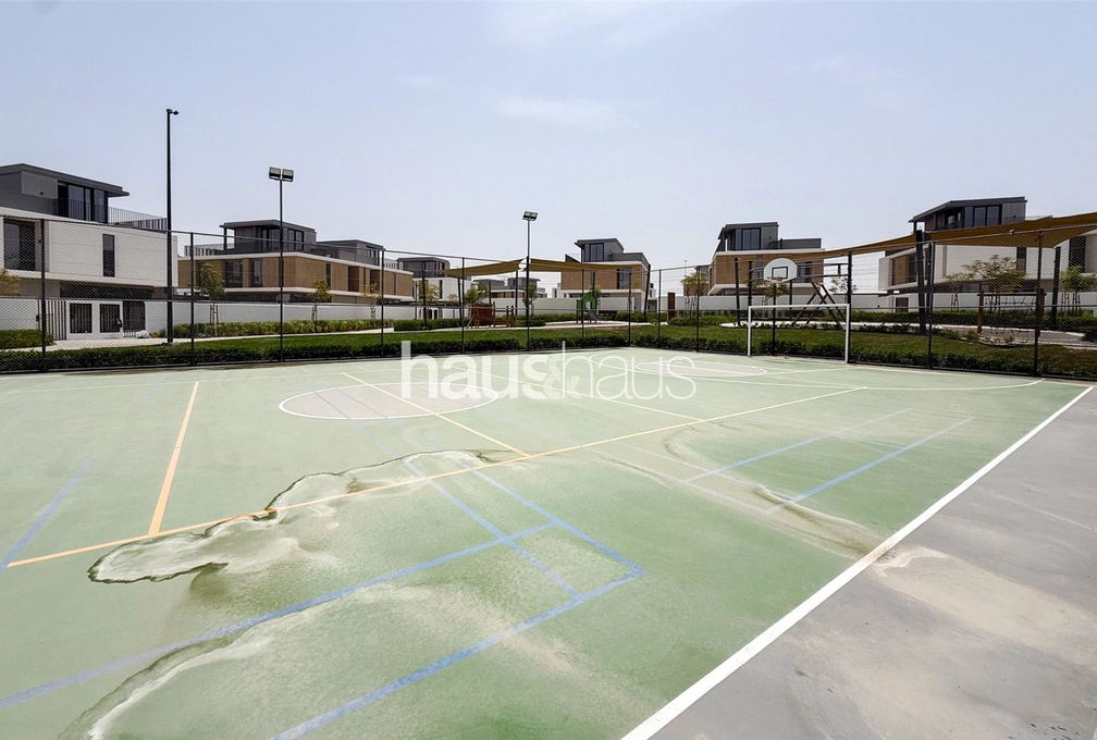 4 bedroom villa to rent - haus & haus