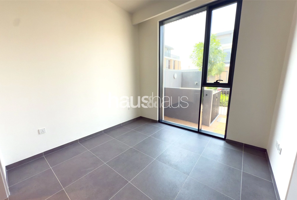 4 bedroom villa to rent - haus & haus