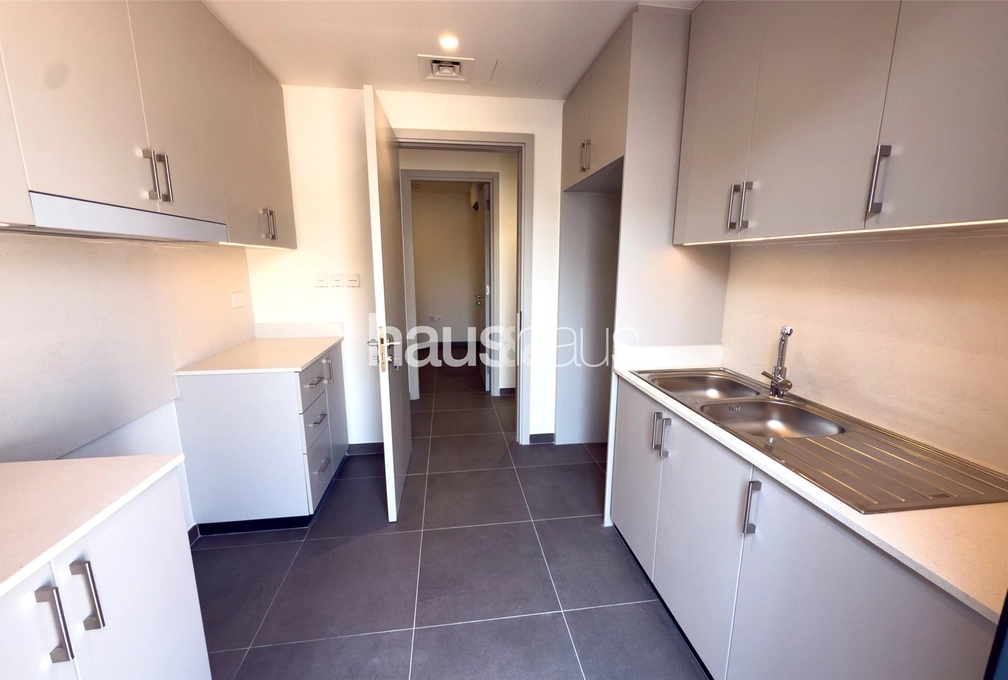 4 bedroom villa to rent - haus & haus