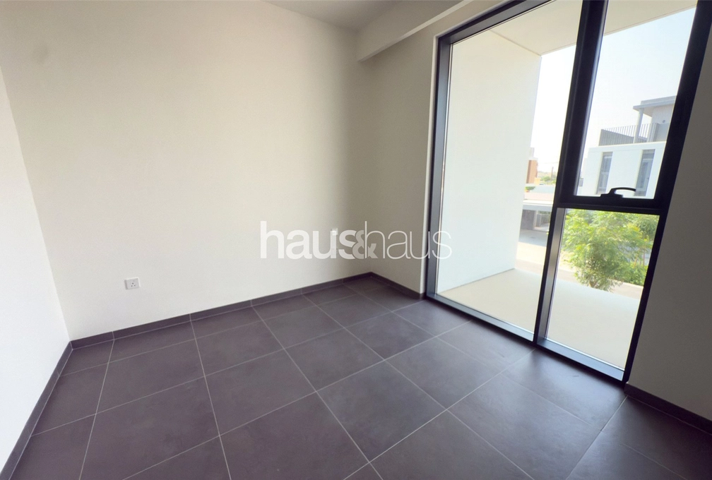 4 bedroom villa to rent - haus & haus