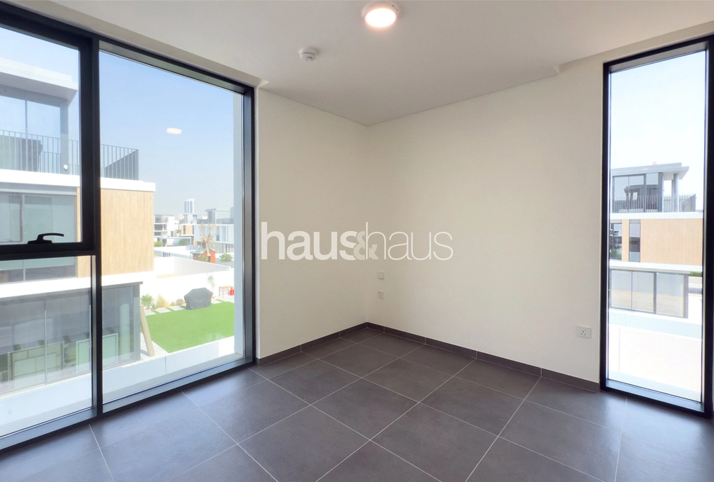 4 bedroom villa to rent - haus & haus