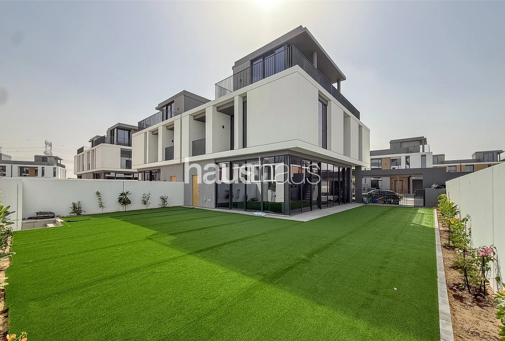 4 bedroom villa to rent - haus & haus