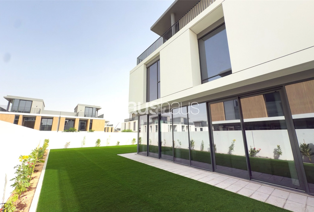 4 bedroom villa to rent - haus & haus