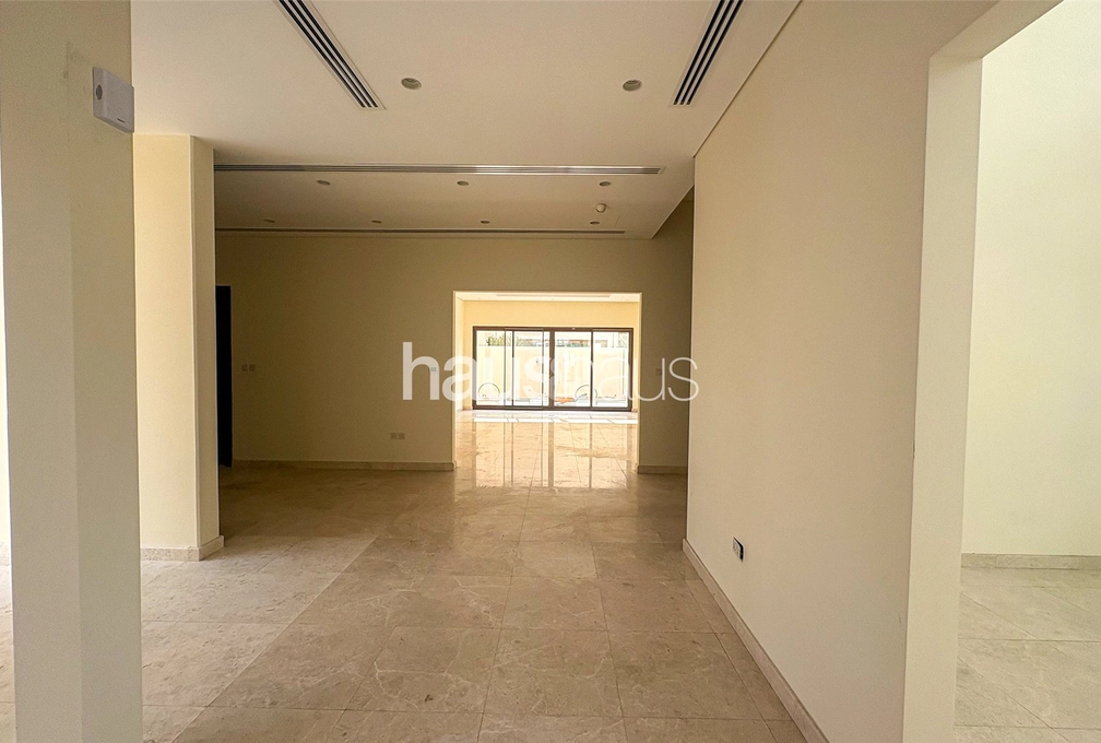 5 bedroom villa to rent - haus & haus