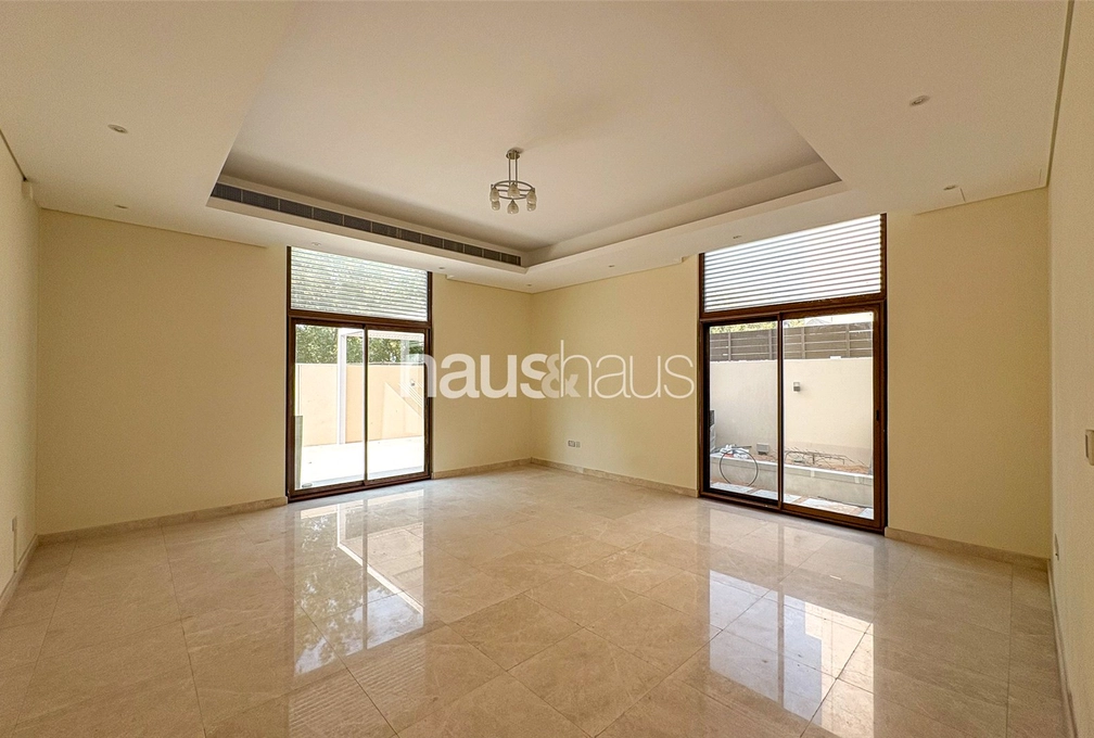 5 bedroom villa to rent - haus & haus