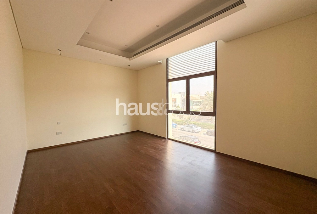 5 bedroom villa to rent - haus & haus