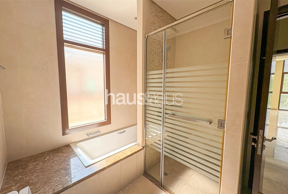 5 bedroom villa to rent - haus & haus