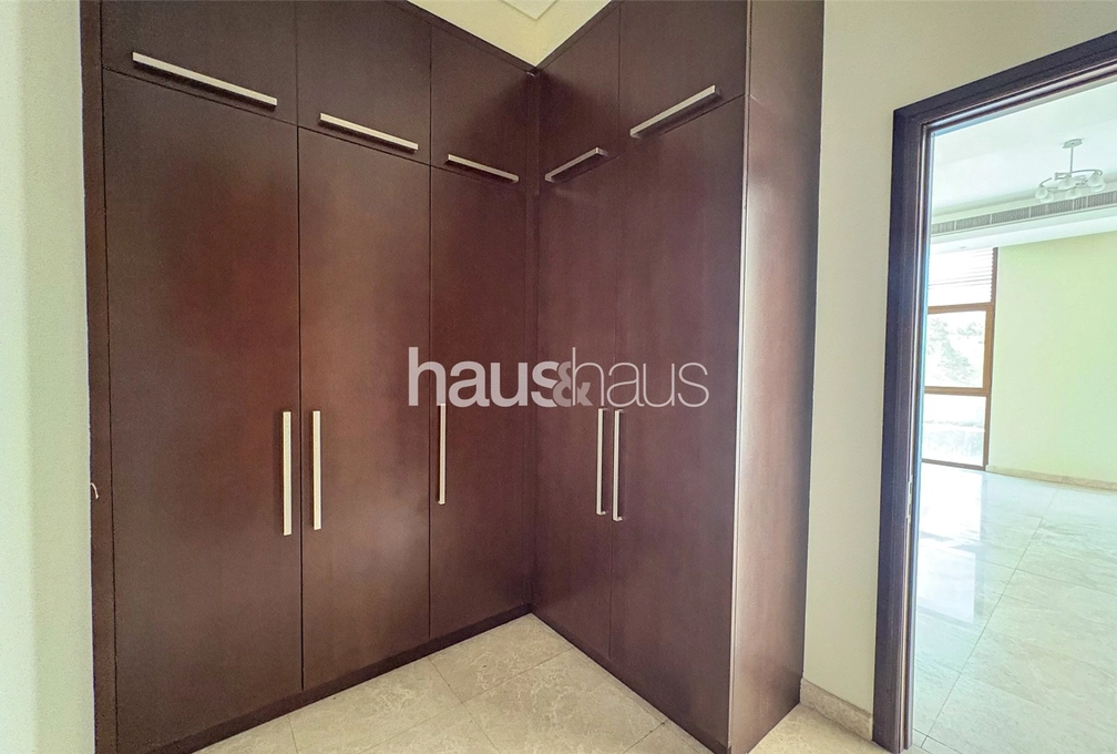 5 bedroom villa to rent - haus & haus