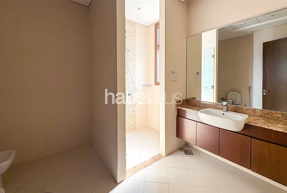 5 bedroom villa to rent - haus & haus