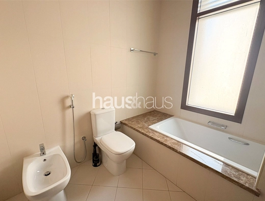 5 bedroom villa to rent - haus & haus