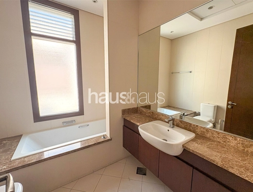 5 bedroom villa to rent - haus & haus