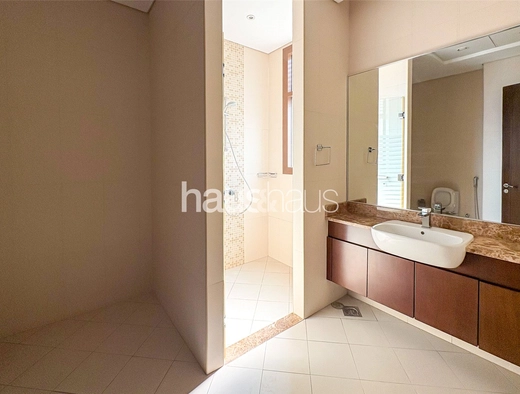 5 bedroom villa to rent - haus & haus