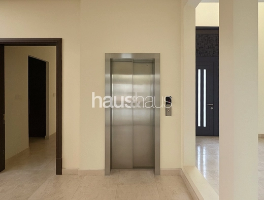 5 bedroom villa to rent - haus & haus