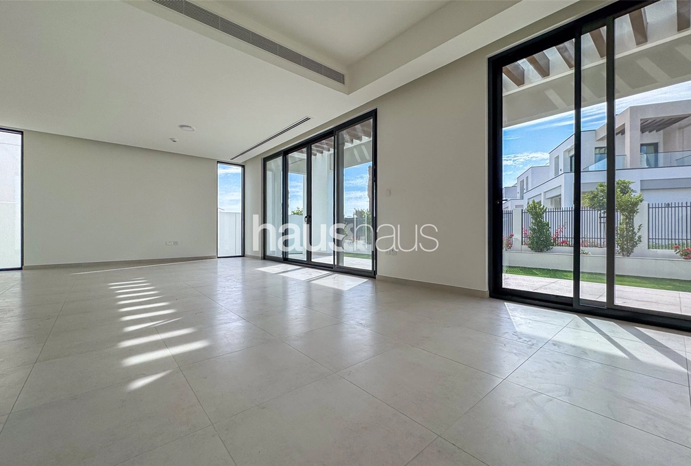 4 bedroom villa to rent - haus & haus