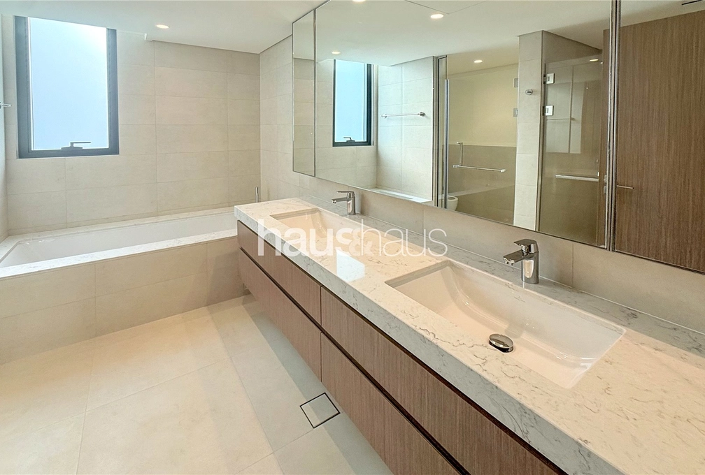 4 bedroom villa to rent - haus & haus