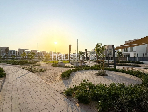 4 bedroom villa to rent - haus & haus