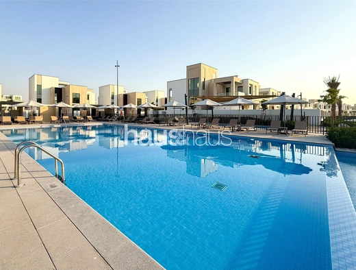 4 bedroom villa to rent - haus & haus