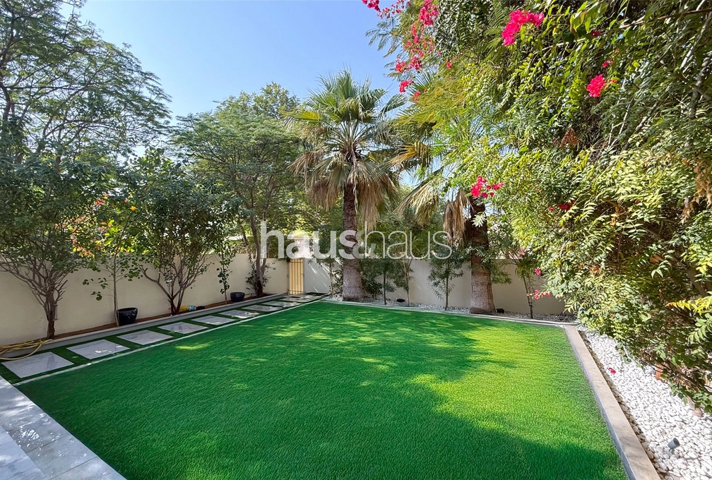 4 bedroom villa to rent - haus & haus