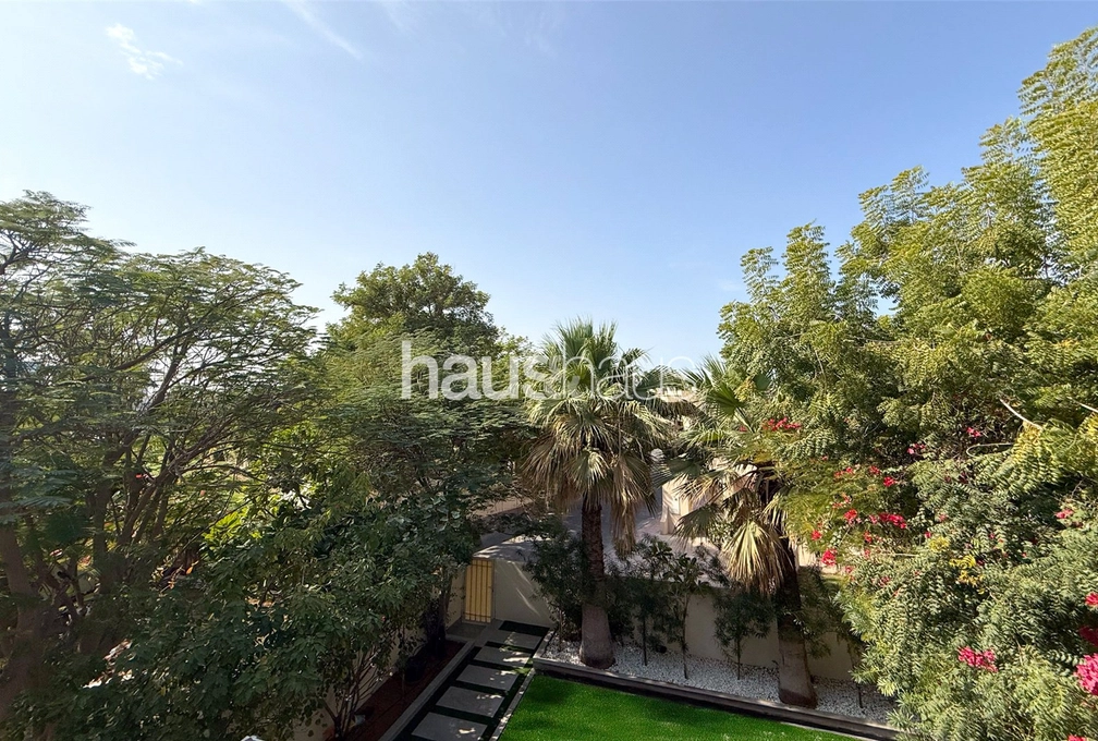 4 bedroom villa to rent - haus & haus