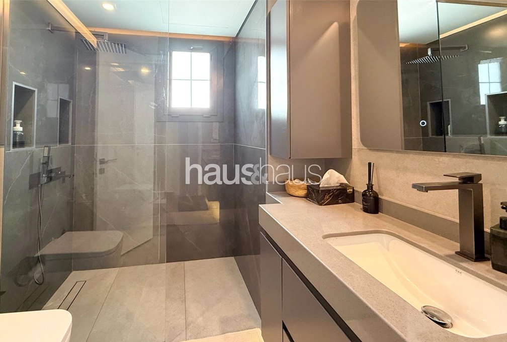 4 bedroom villa to rent - haus & haus