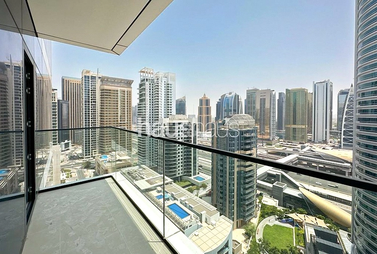 1 bedroom apartment for sale - haus & haus