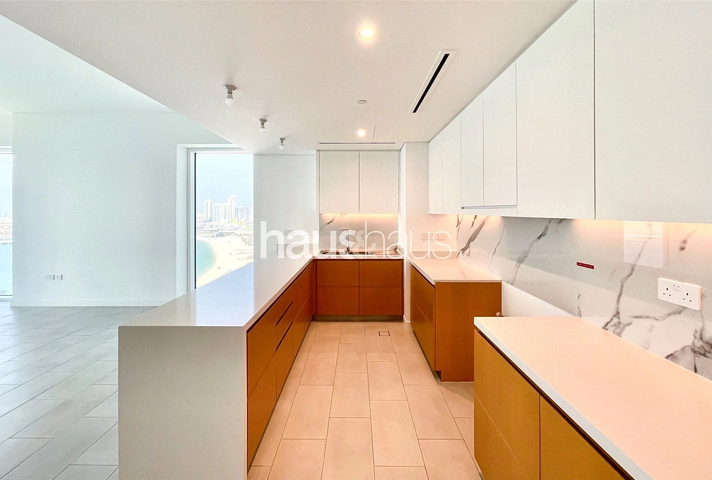 4 bedroom apartment for sale - haus & haus