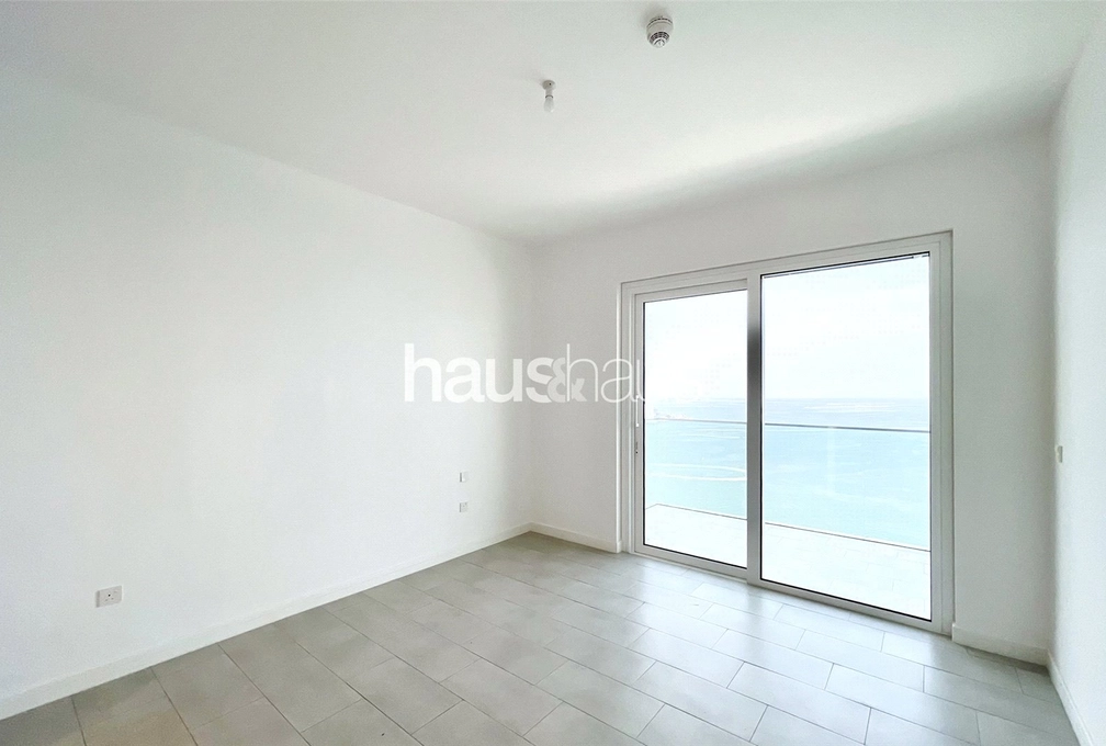 4 bedroom apartment for sale - haus & haus