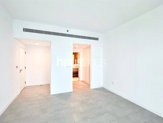 4 bedroom apartment for sale - haus & haus